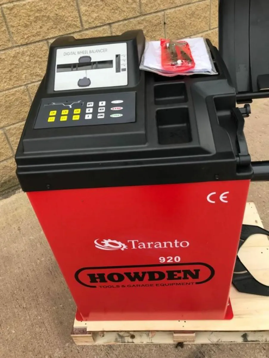 Taranto Wheel Balancer 230v - Image 3
