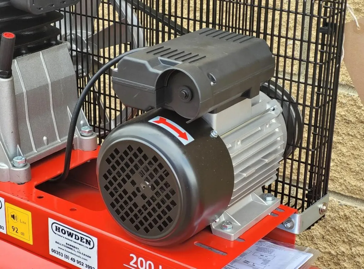 Howden 200 L Electric Belt Drive Air Compressor - Image 3