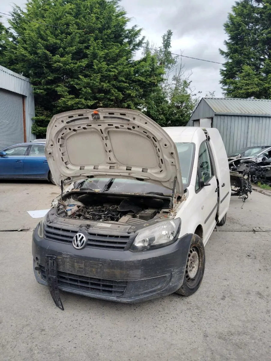 Breaking VW caddy 1.6tdi cay - Image 2