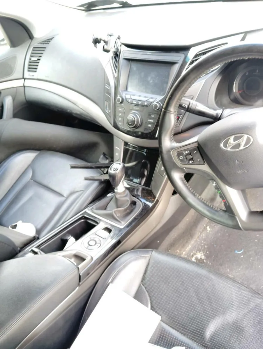 Breaking Hyundai i40 estate 2018 1.7crdi - Image 2