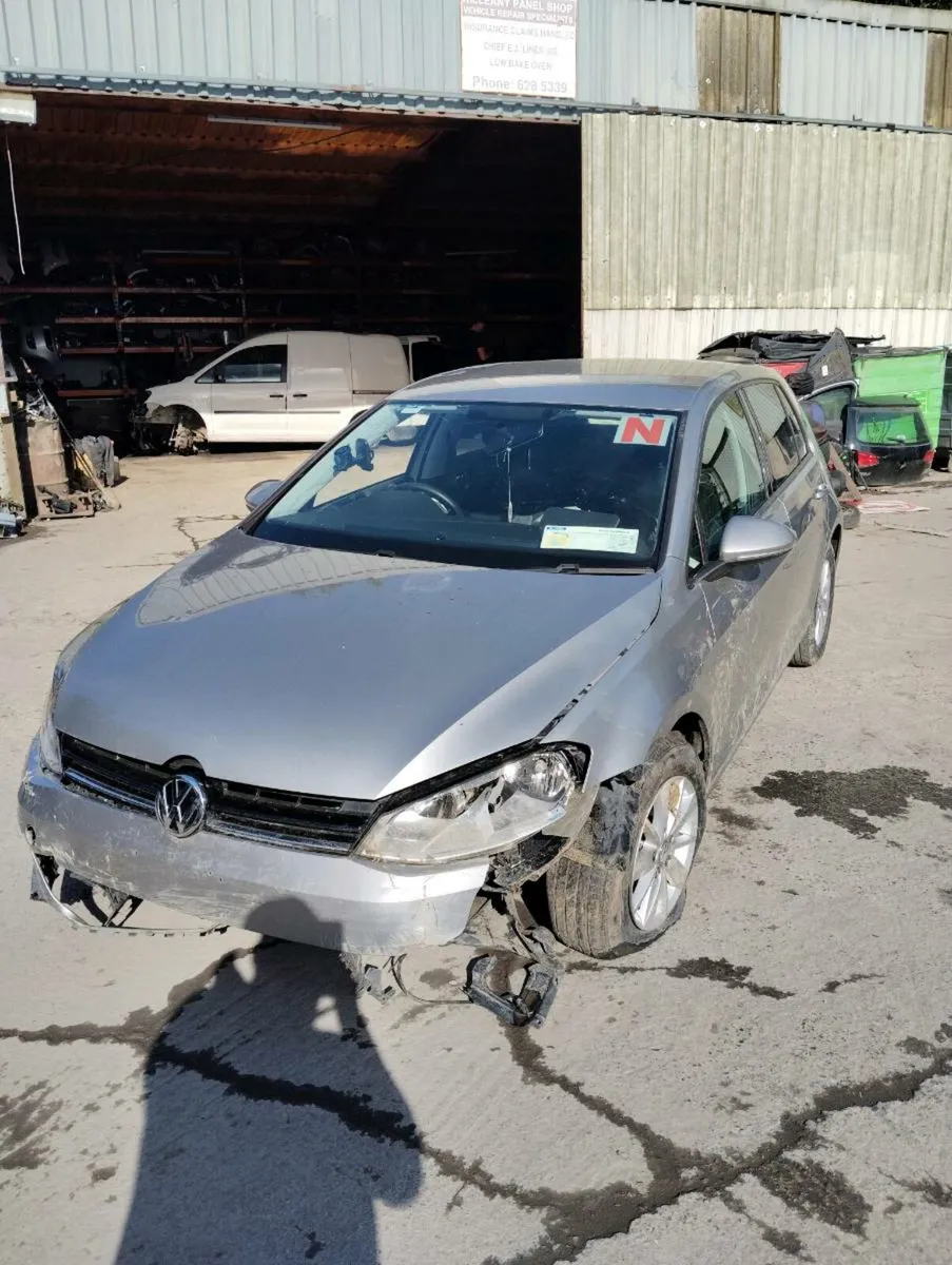 Breaking golf Mk7 2014 dsg 1.2tsi CJZA - Image 1