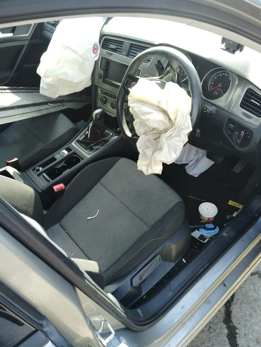 Breaking golf Mk7 2014 dsg 1.2tsi CJZA - Image 4