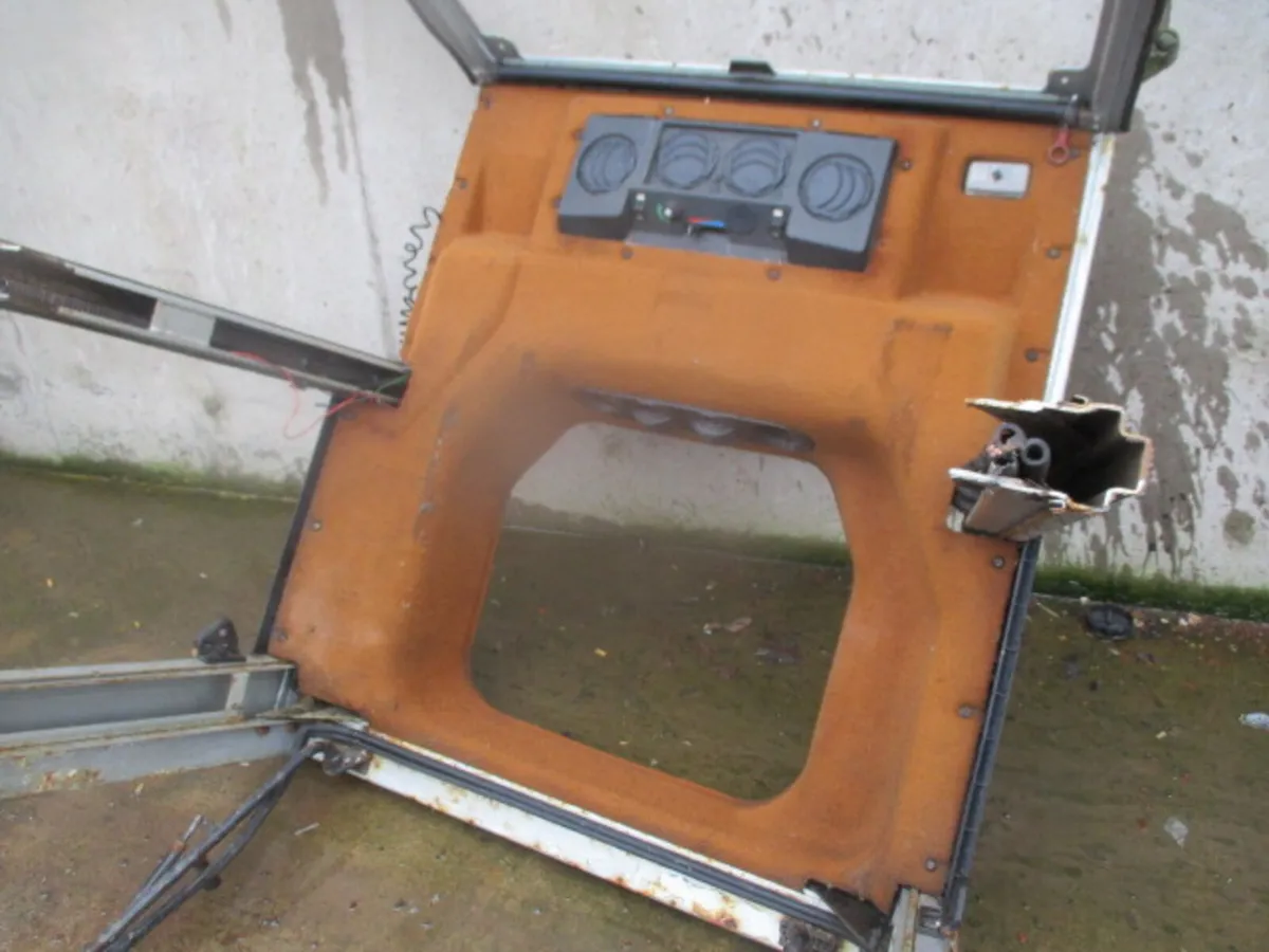 MF 600 Roof Cloth - Image 3