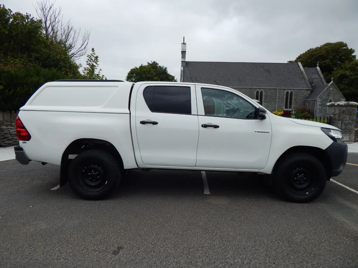 2019 Toyota Hilux Double Cab CVRT 05/26 vat inv - Image 2