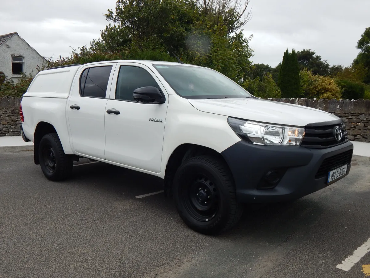 2019 Toyota Hilux Double Cab CVRT 05/26 vat inv - Image 1