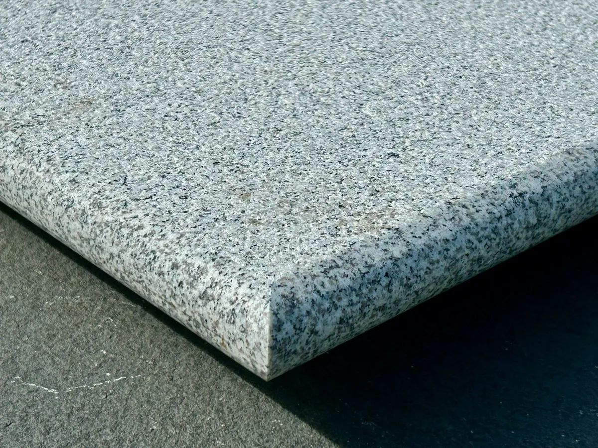 Granite Bullnose Landing Step - Image 2