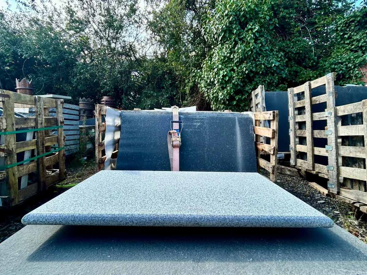 Granite Bullnose Landing Step - Image 3