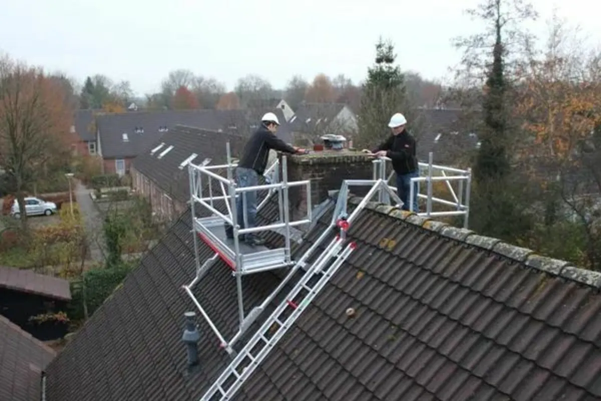 Double Chimney Scaffold - Altrex - Image 1