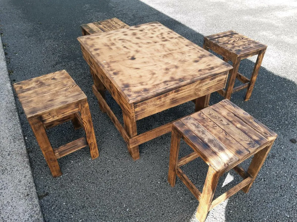 Garden or patio Spool Table and benches - Image 4