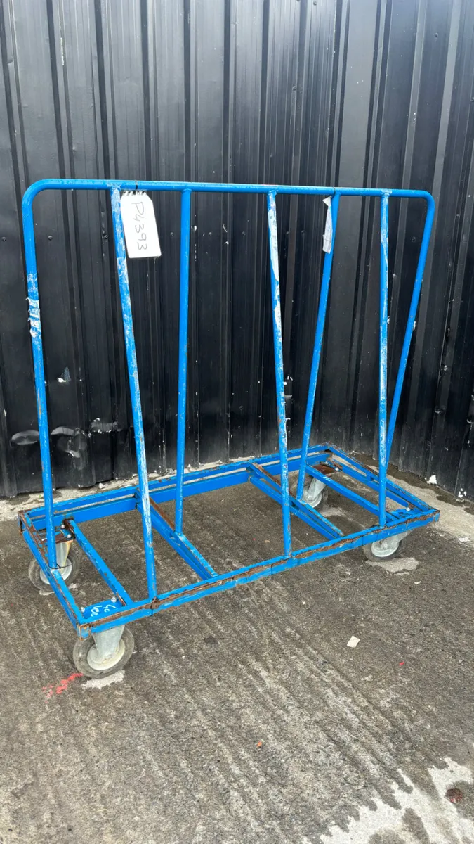 Board Trolley - Image 1