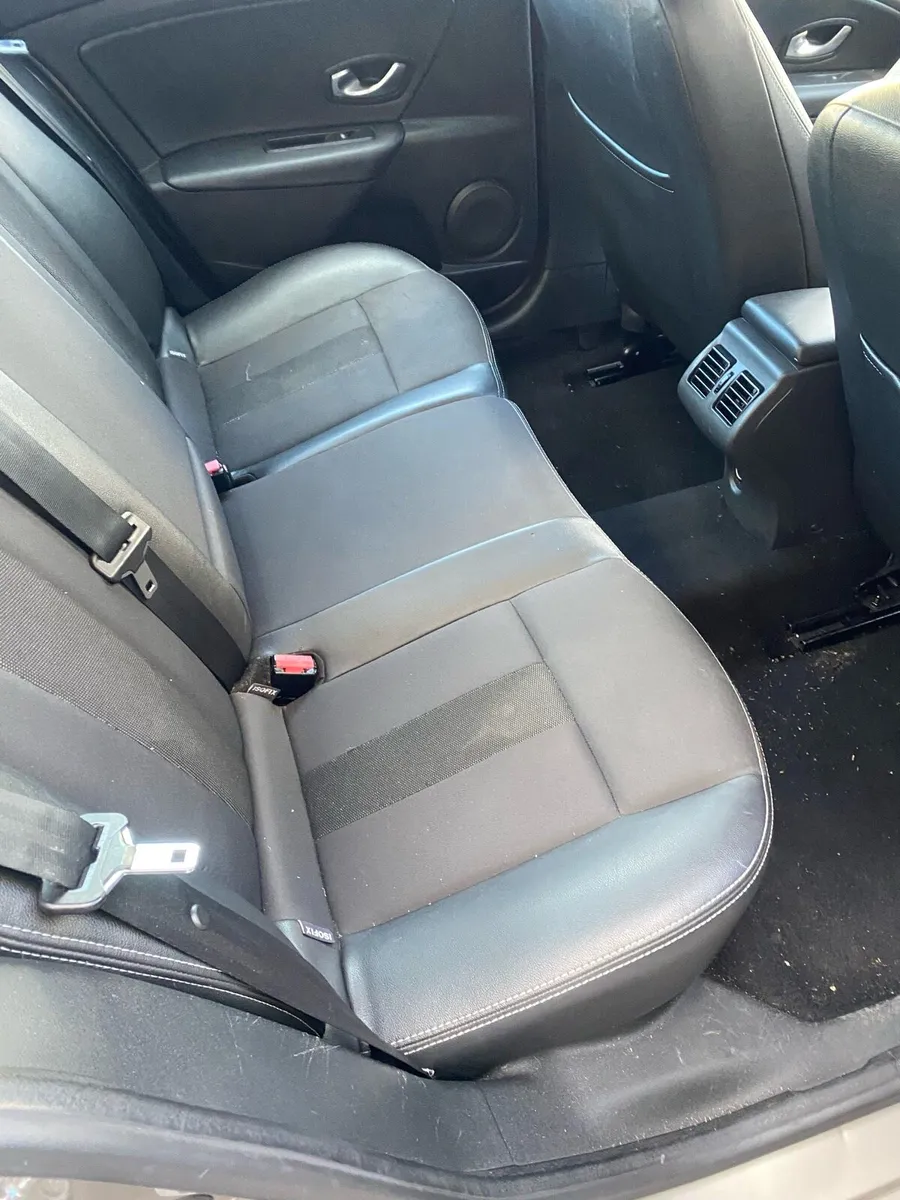 Renault Fluence 2011 Automatic for breaking - Image 3