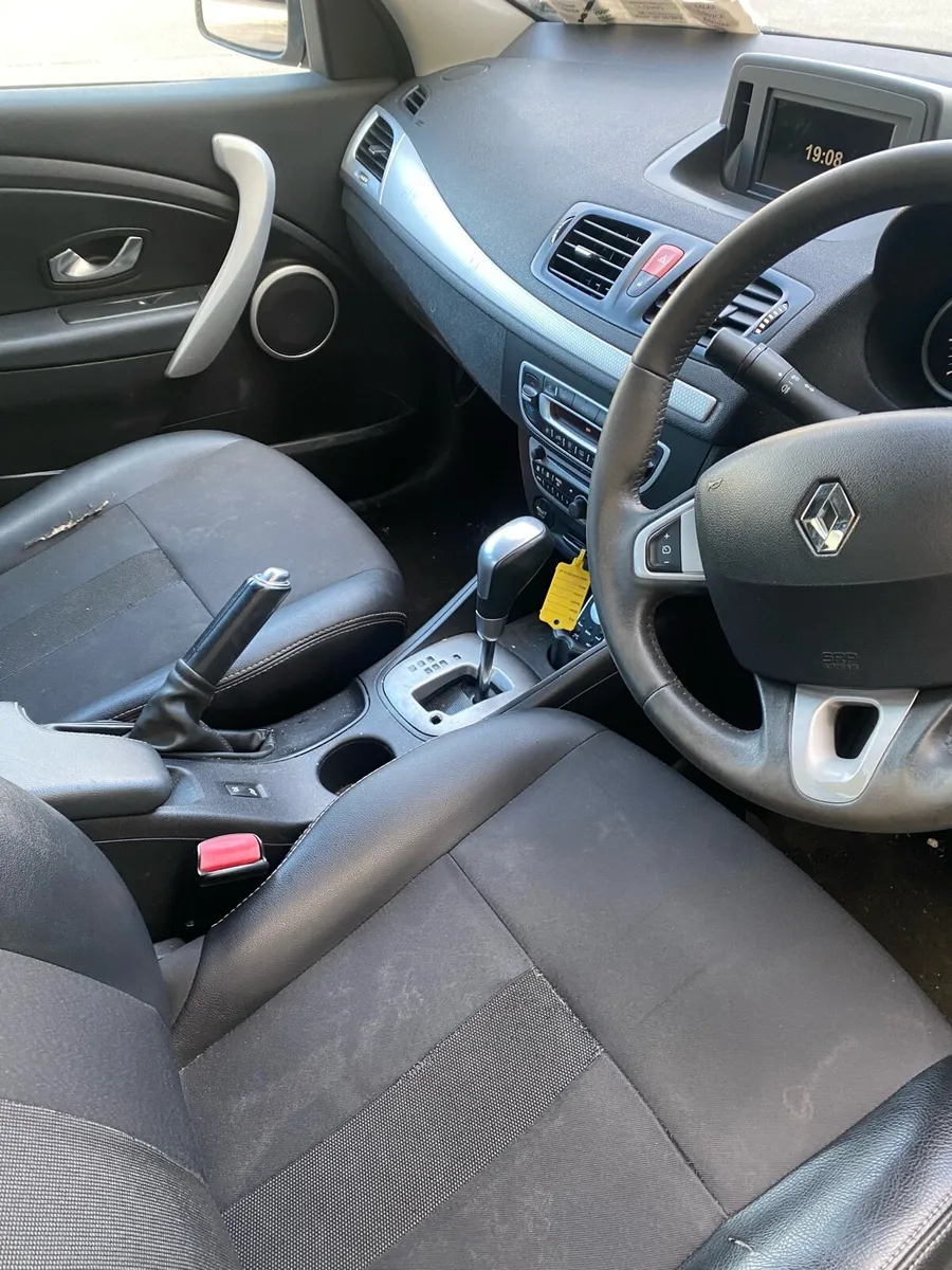 Renault Fluence 2011 Automatic for breaking - Image 2