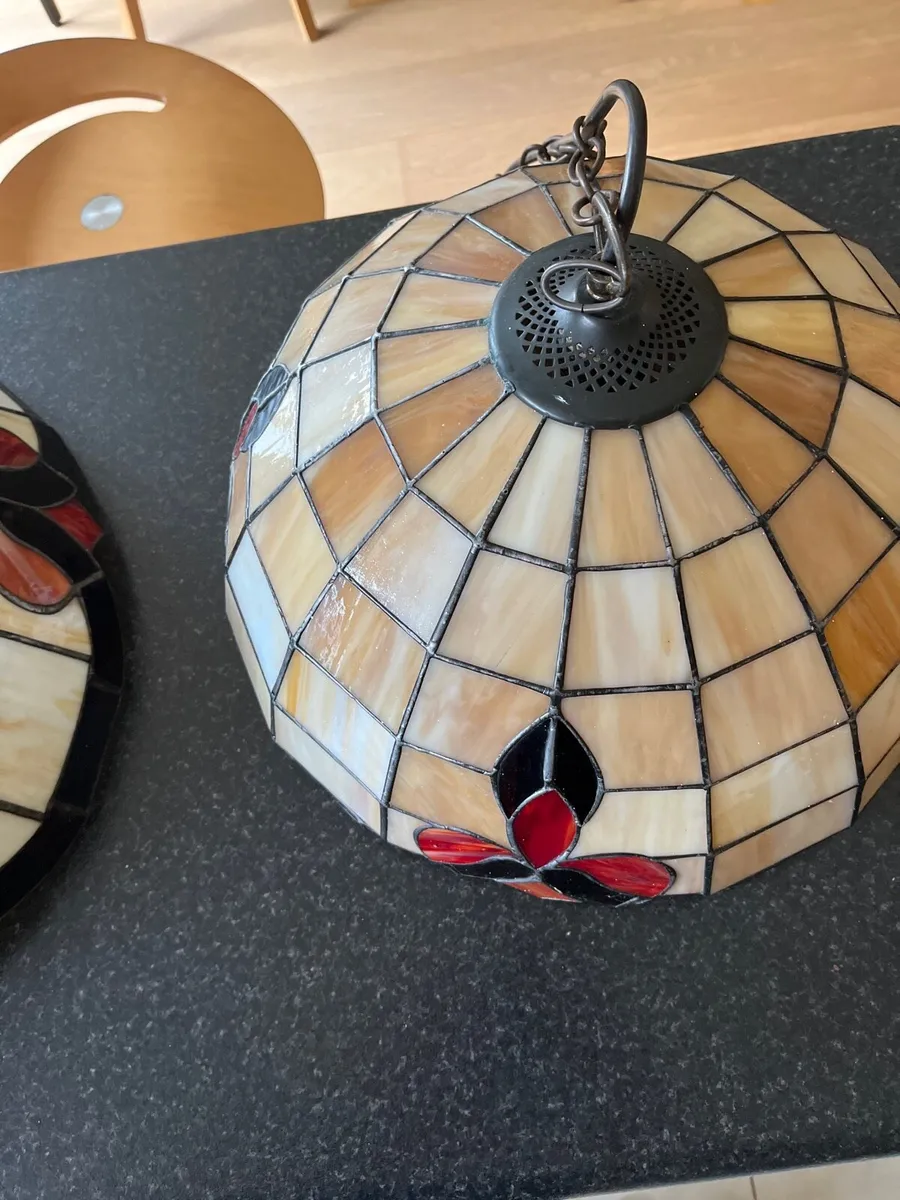 Tiffany shade - Image 1