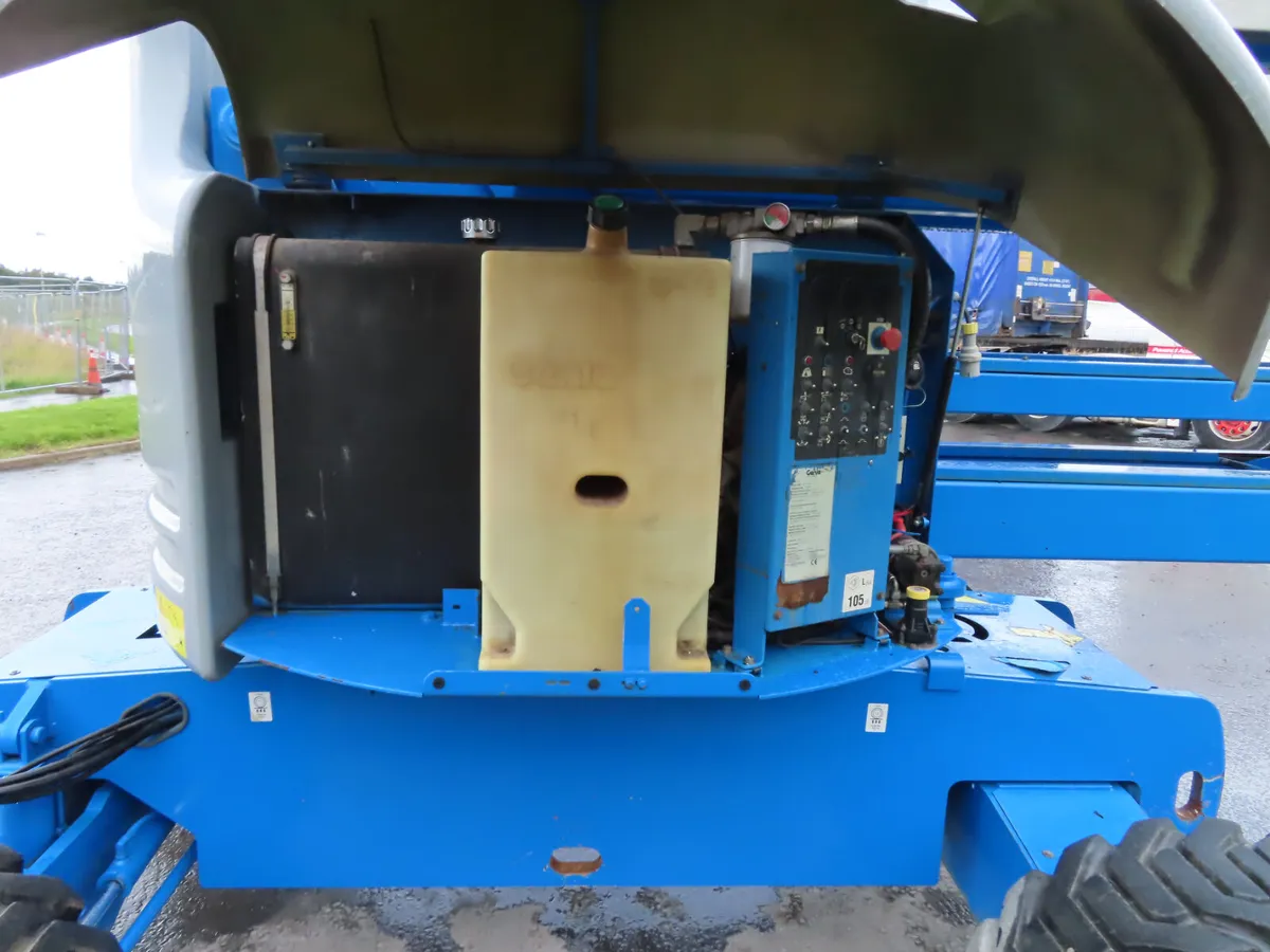 Genie Z60/34 Boom Lift - Image 3