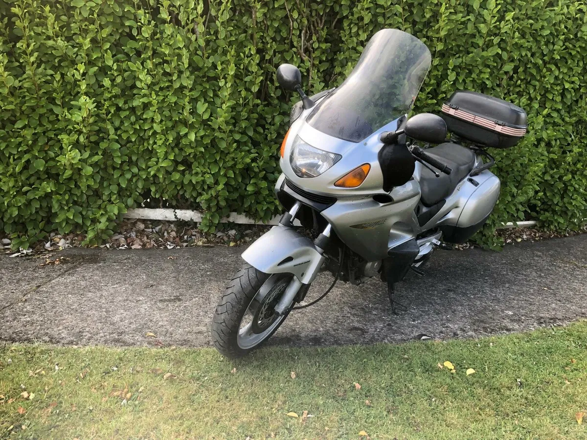 Honda deauville 650cc 2004 - Image 3