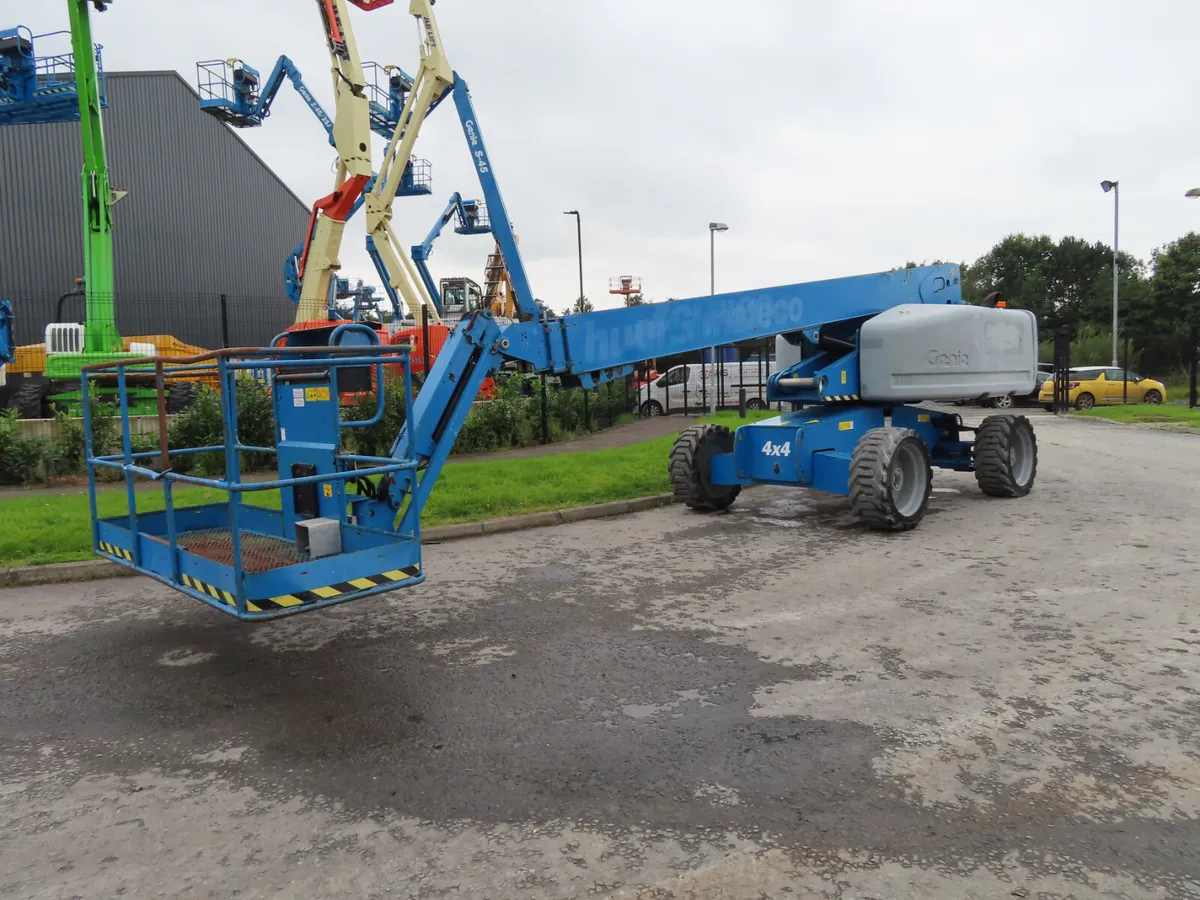 Genie S65 Boom Lift Access Platform 2014 - Image 2