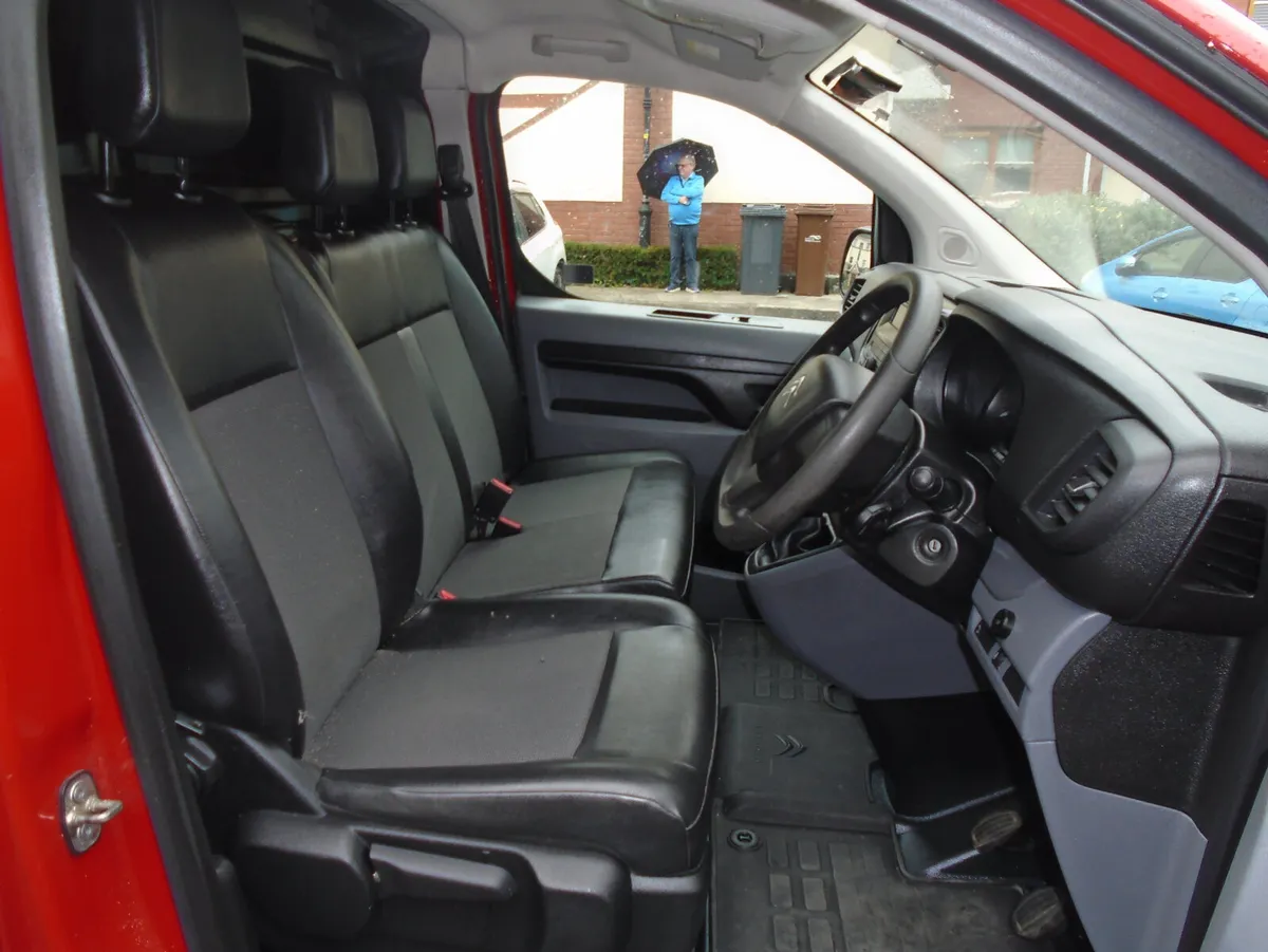 Citroen Dispatch 2020,One Owner,Total Price 15800 - Image 4