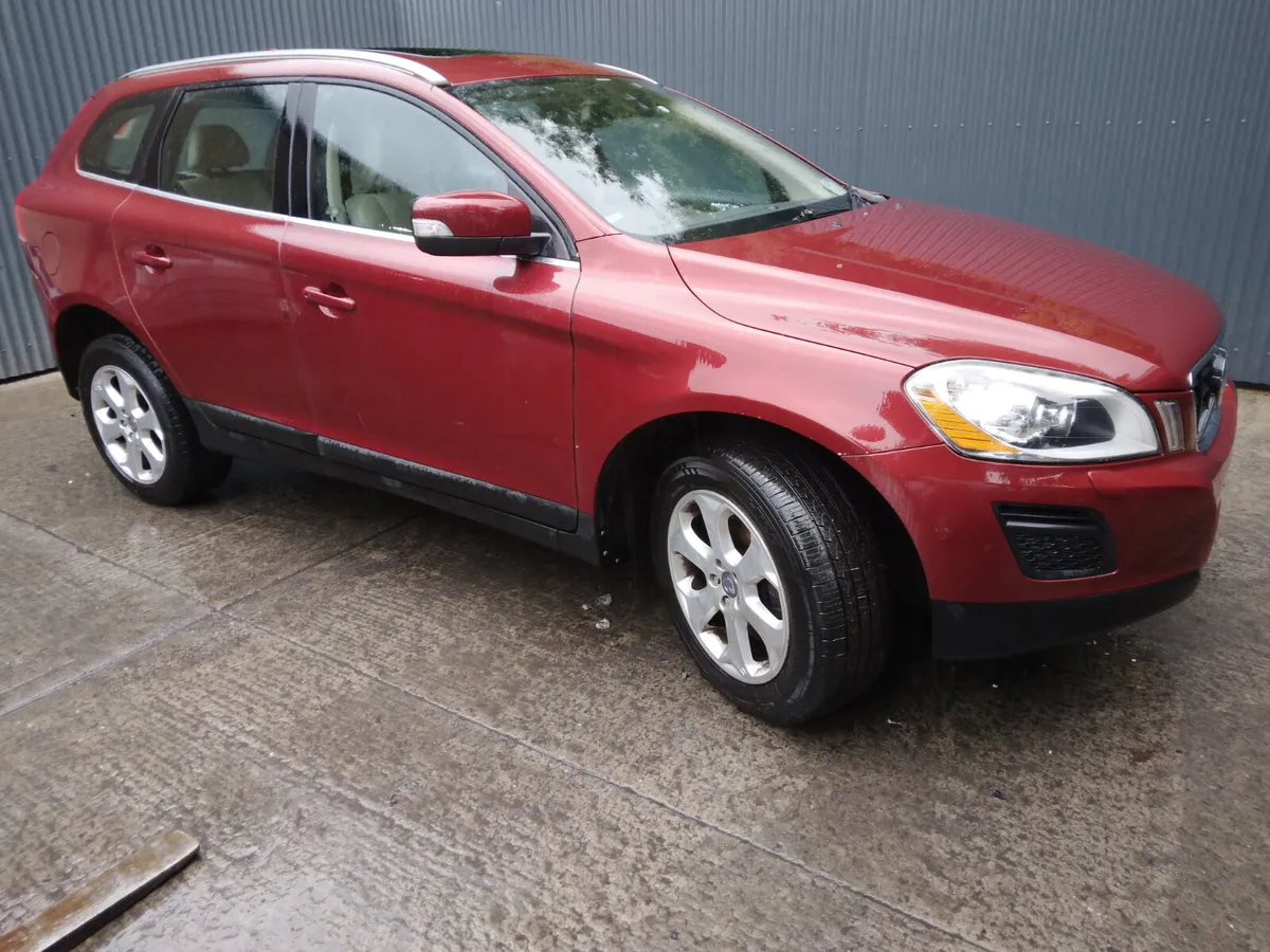 2012 Volvo XC60 For Breaking/Dismantling - Image 2