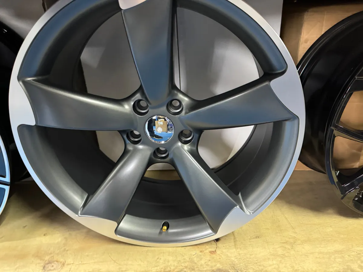 19” deep concave TTRS 5x112