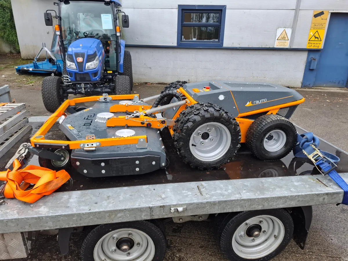 Raymo Torpedo Electric Remote Controlled Mower - Image 3