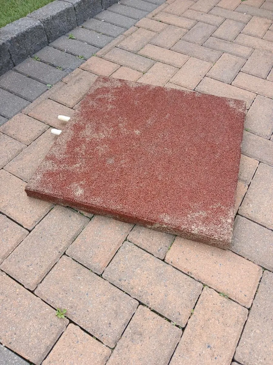 Play ground slabs 12 of them for 100 EURO - Image 1
