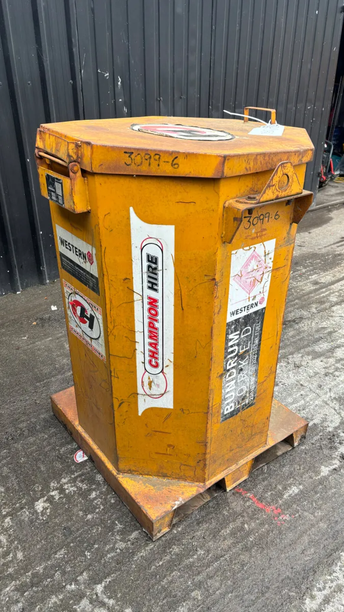 Western Bundrum 200L Fuel Tank - Image 4