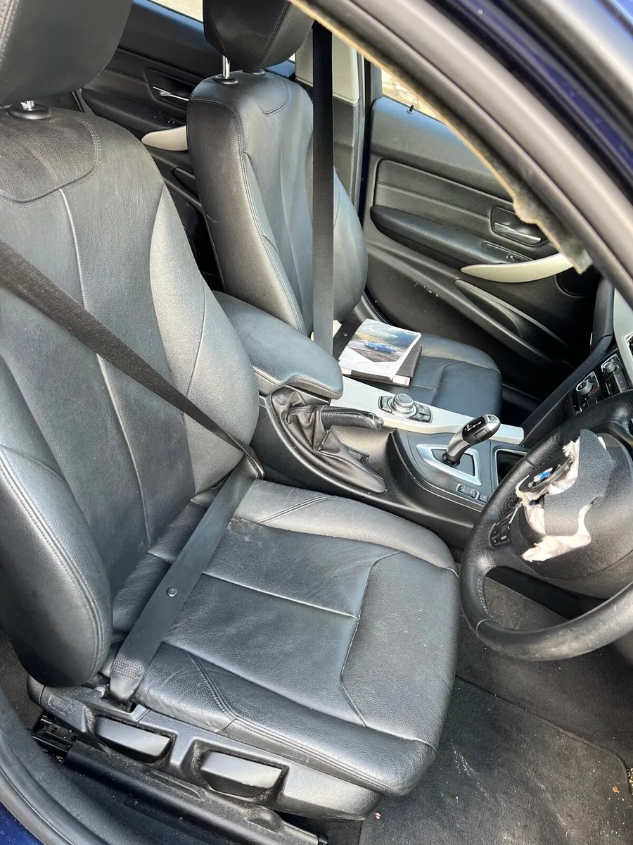 Breaking bmw 320d f30 2016 c10 automatic - Image 3