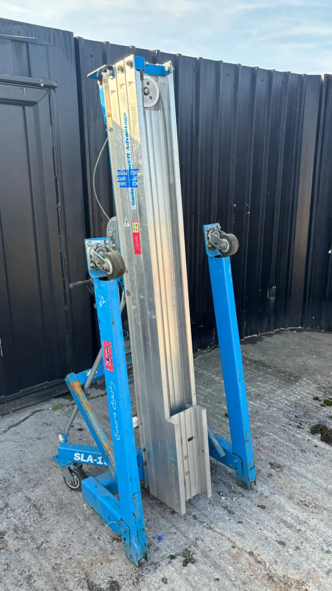 Genie SLA10 Material Lift - Image 1