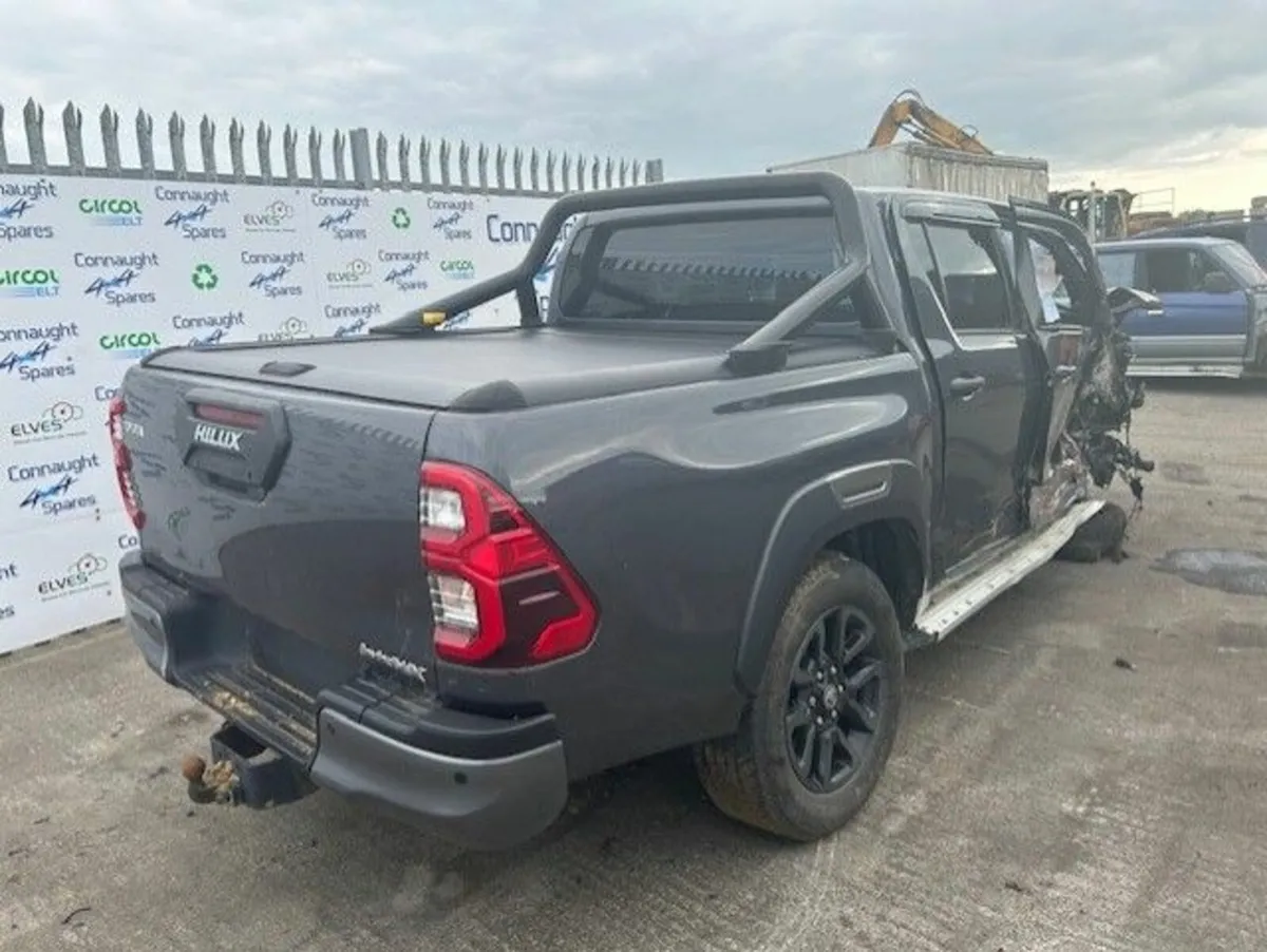 2023 TOYOTA HILUX JUST IN FOR BREAKING - Image 1