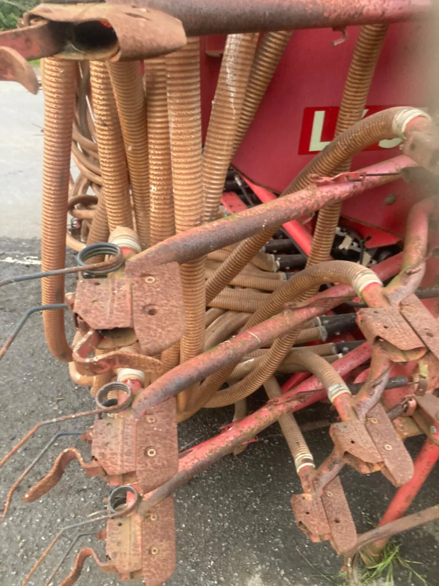 Seed drill - Image 4