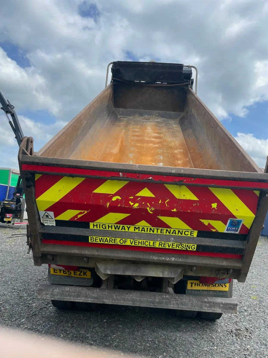 MAN 35-400  8X4 STEEL BODY TIPPER - Image 3