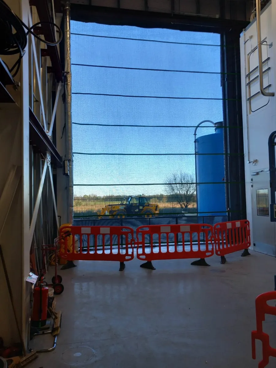 Wind breakers September discount special - Image 4