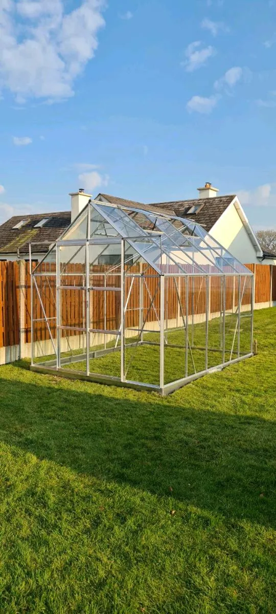 8x10 Halls Magnum greenhouse - Image 1