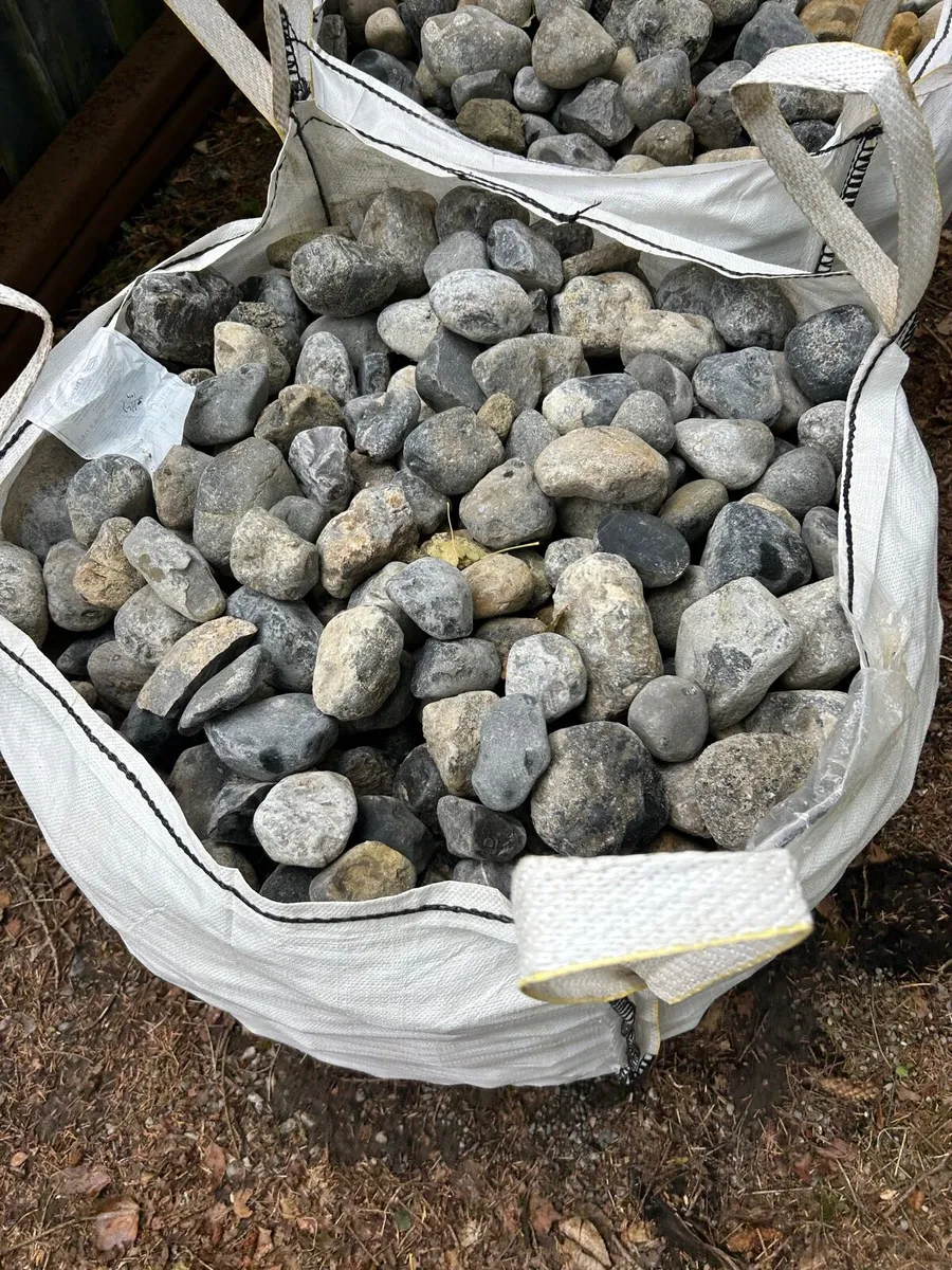 Old Round Limestone Cobblestone - Image 2