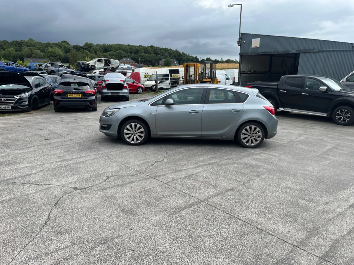 2014 Vauxhall Astra 1.3 CDTI - Image 4