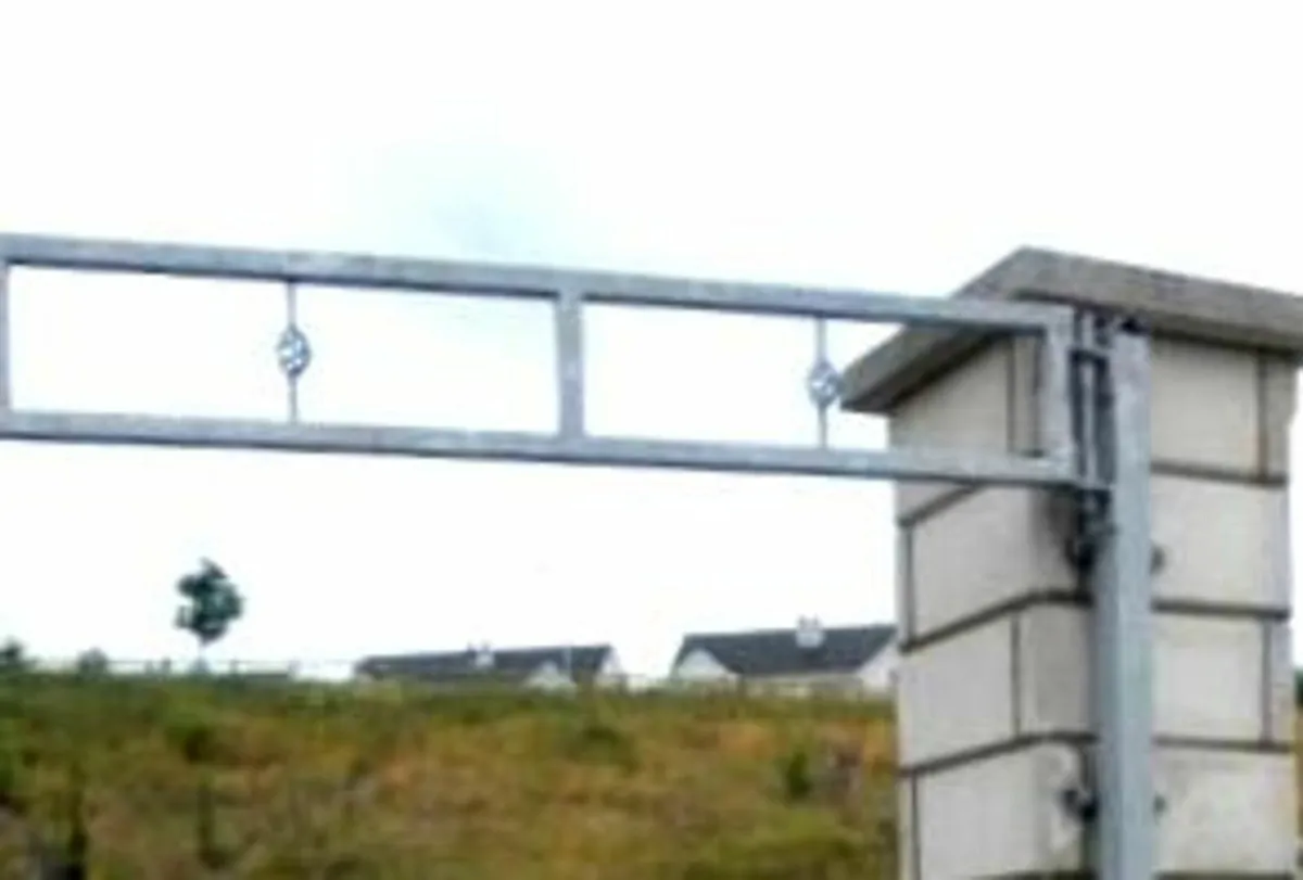 Security gate & Height Restriction Barrier - Image 3