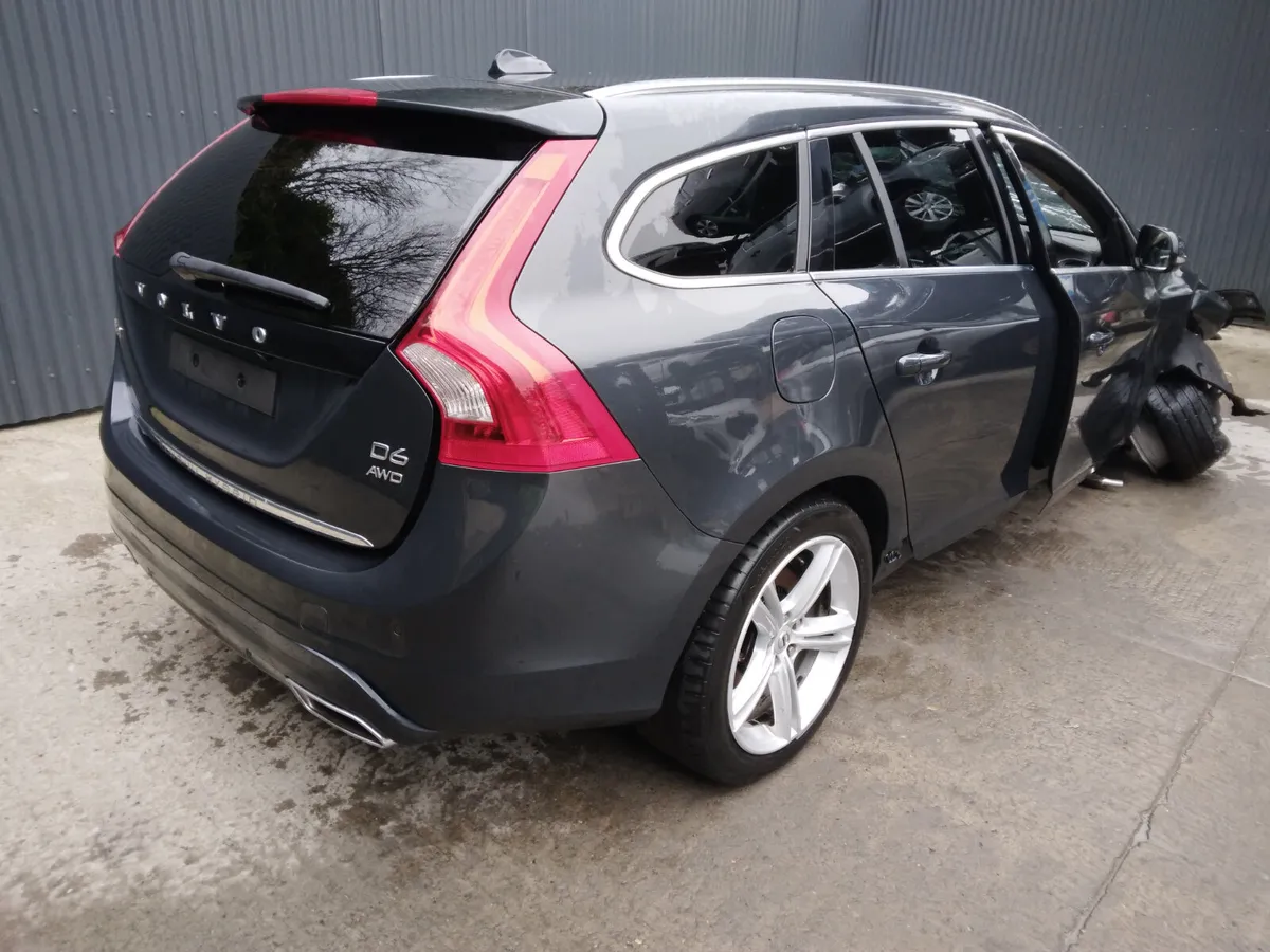 2014 Volvo V60 Estate Breaking/Dismantling - Image 3