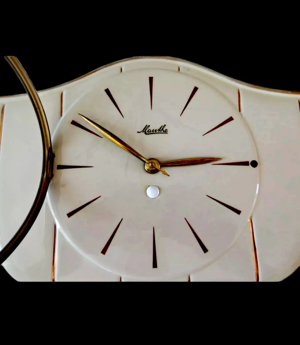 1960s Mauthe designer Electric wall clock - Image 3