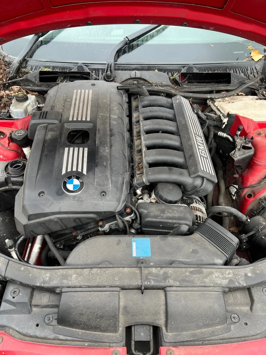Breaking bmw 325i e92 3 series 2009 n52 - Image 3