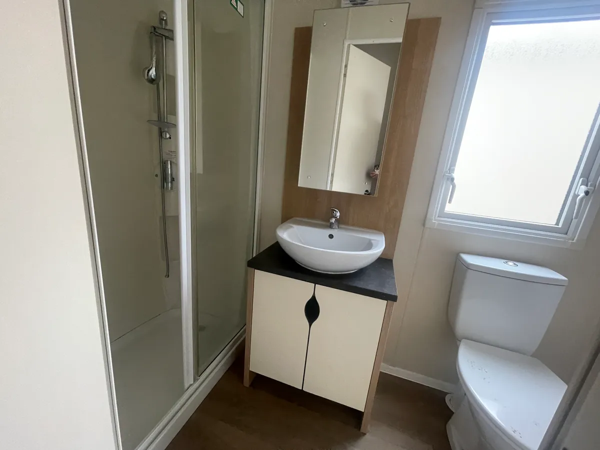 WILLERBY SEASONS 35x12 2 bed - Image 4