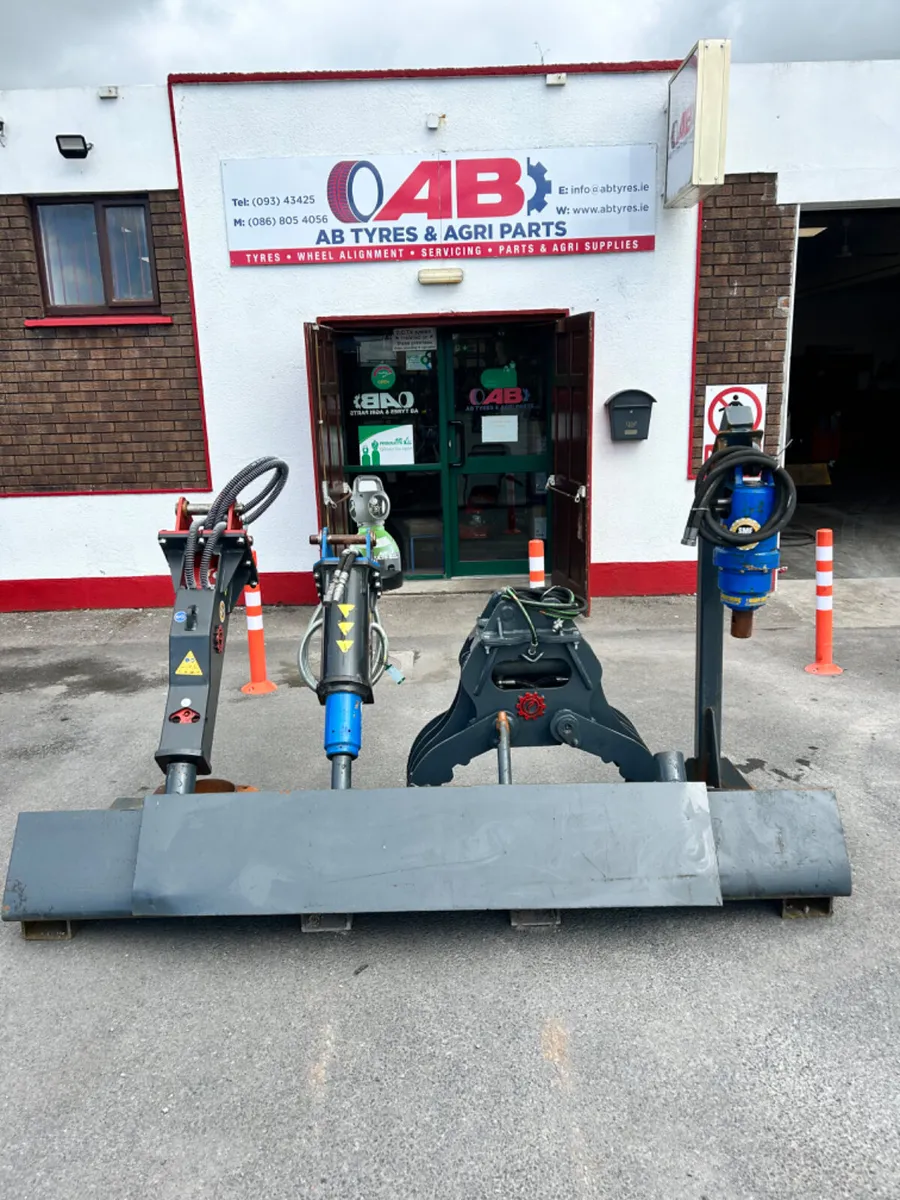 Range of Rock Breakers to suit 1-10T Machines - Image 1