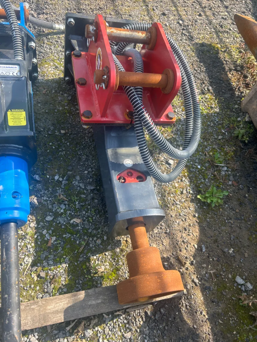 Range of Rock Breakers to suit 1-10T Machines - Image 4