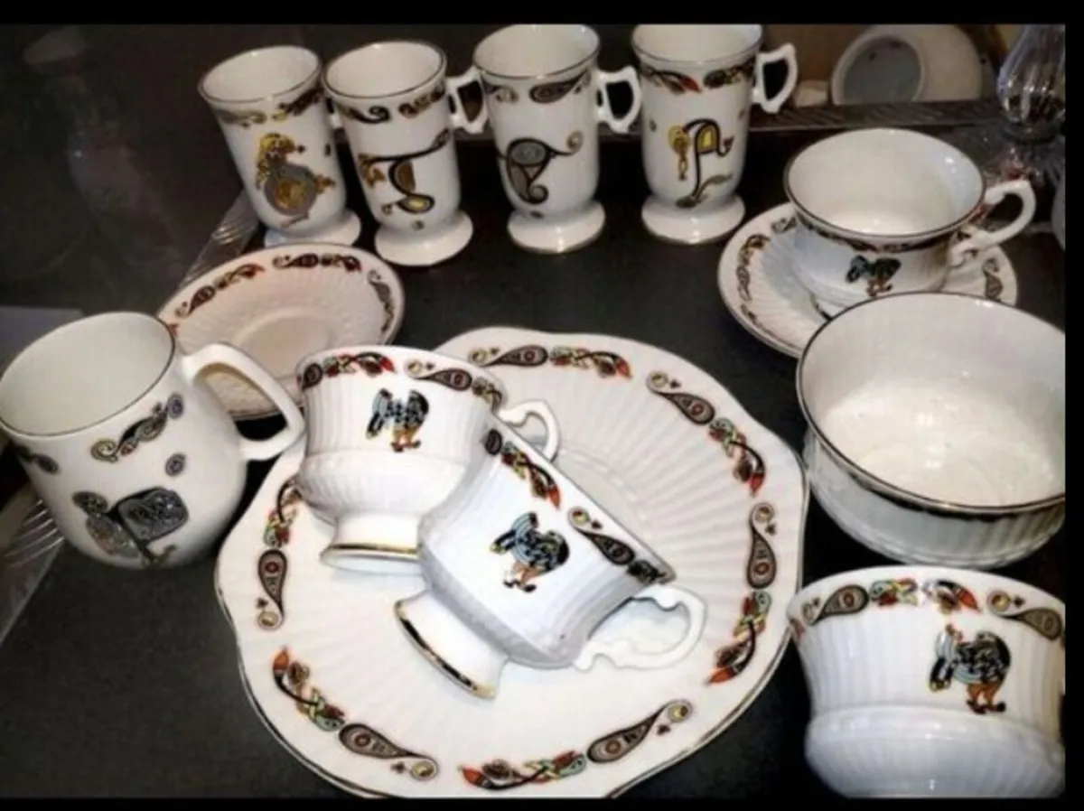 Royal Tara Book of Kells set - Image 3