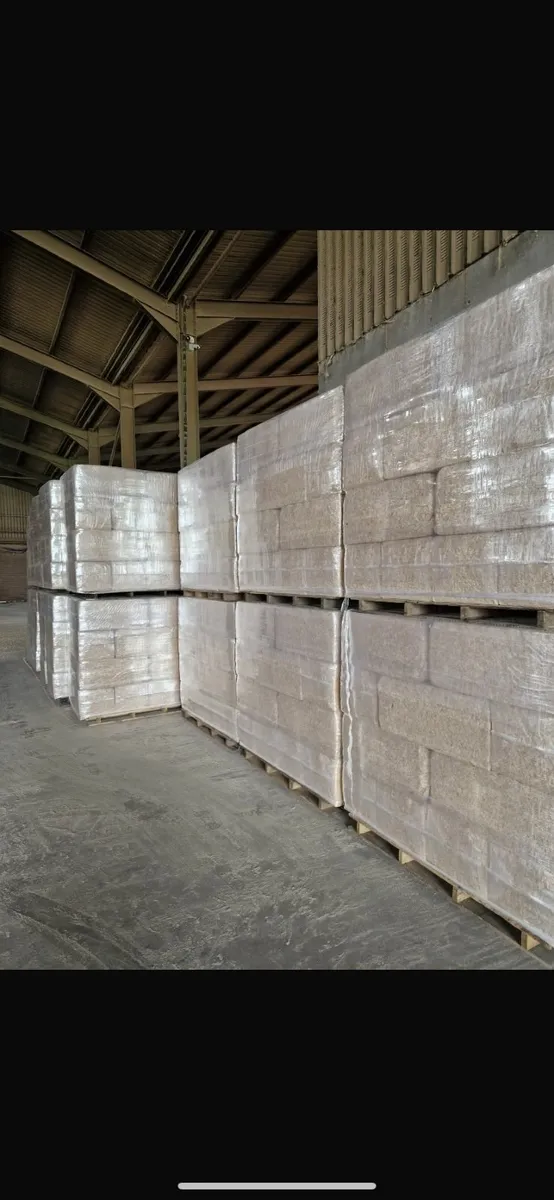 Baled Shavings, Chopped Straw,  Shavingsdirect.ie - Image 3