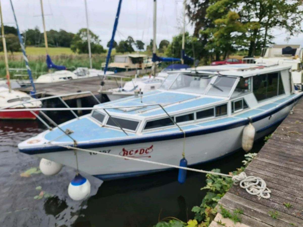 Price droped!!! 34ft Powles Cruiser - Image 1