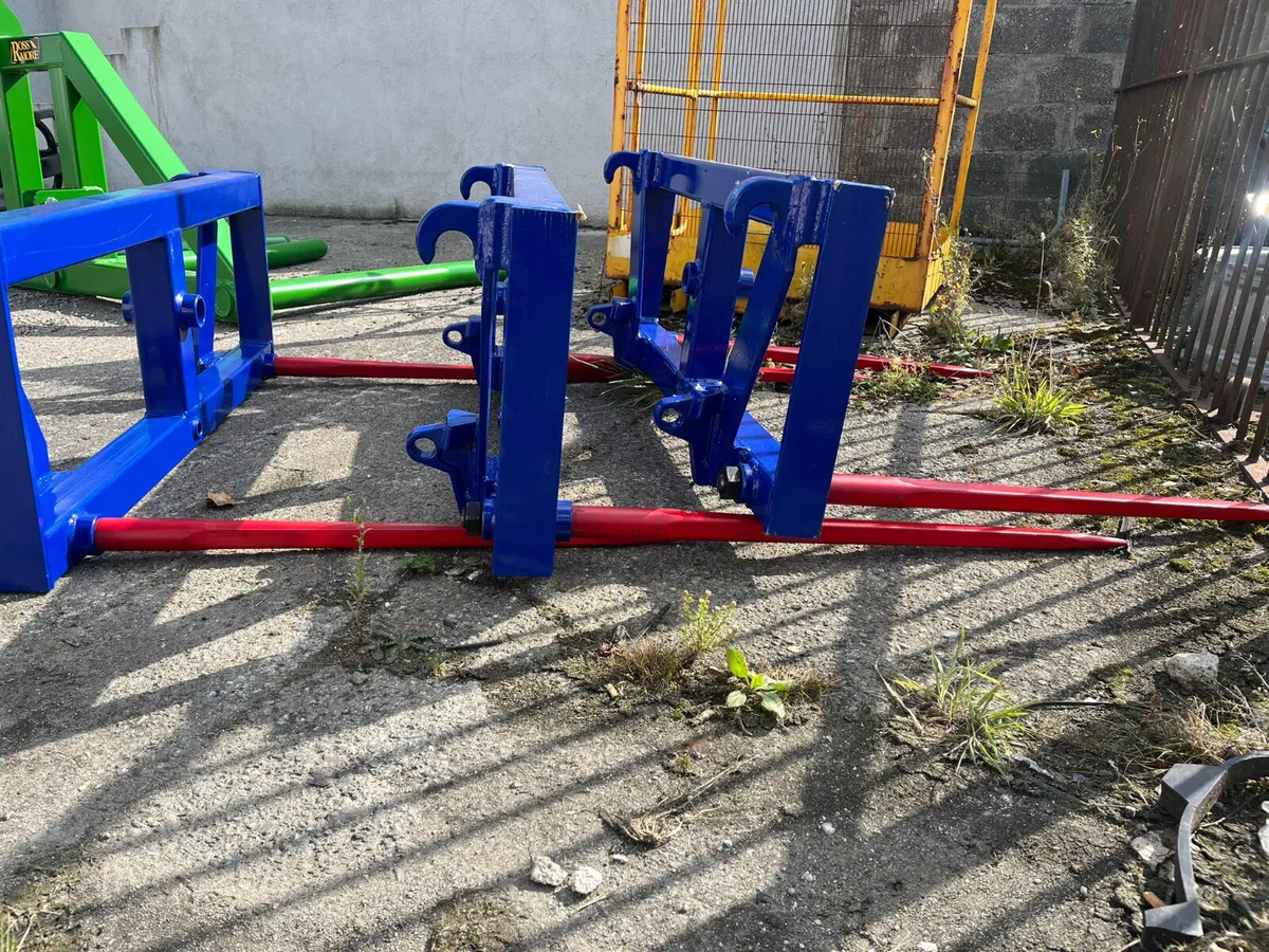 FRONT BALE SPIKE WITH EURO BRACKETS - Image 3