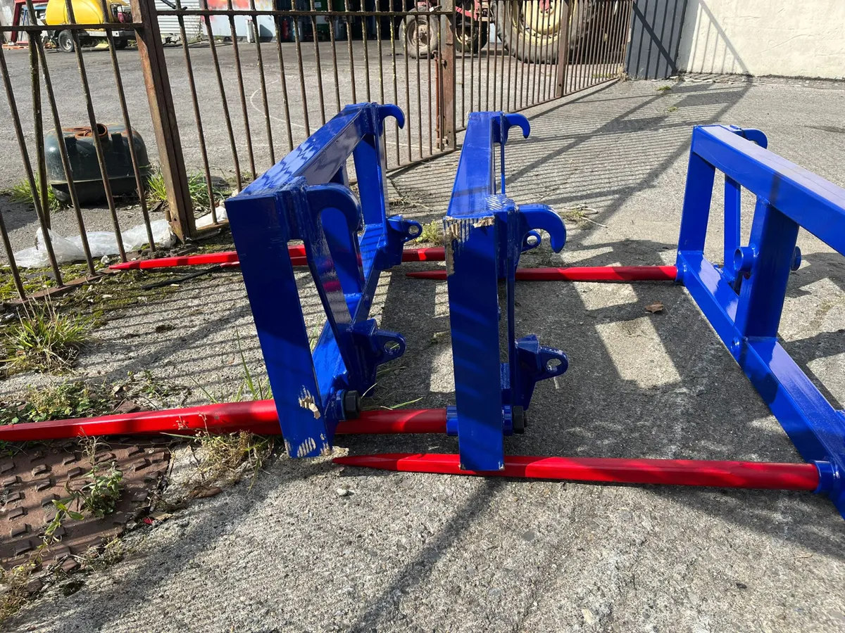 FRONT BALE SPIKE WITH EURO BRACKETS - Image 4