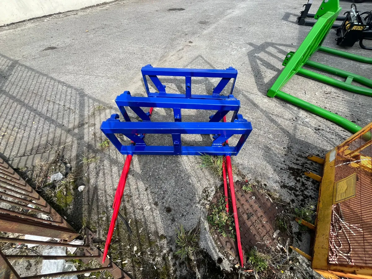 FRONT BALE SPIKE WITH EURO BRACKETS - Image 2