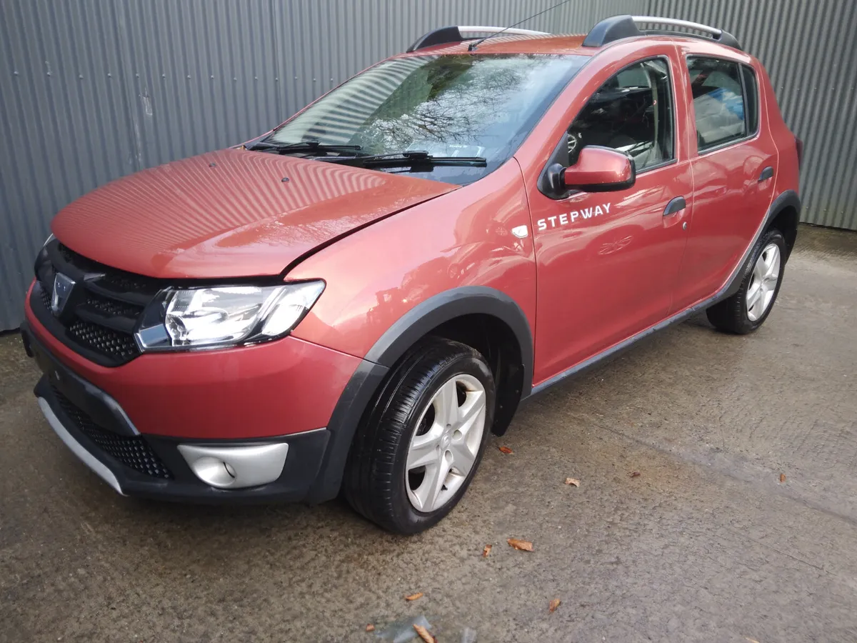 2015 Dacia Sandero Stepway Breaking/Dismantling - Image 1