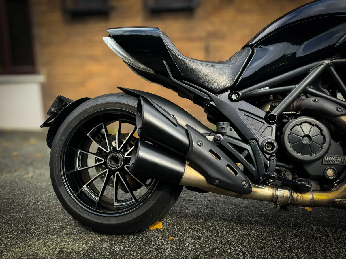 Ducati Diavel 1260 2017 @ Megabikes Dublin - Image 4